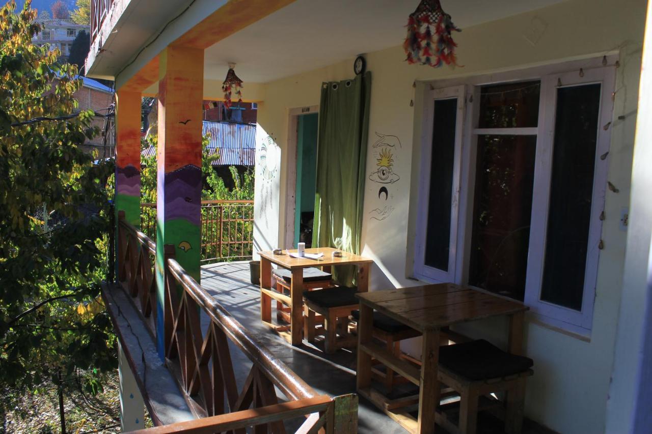 Yolo Backpackers - Manali Hostel Екстериор снимка
