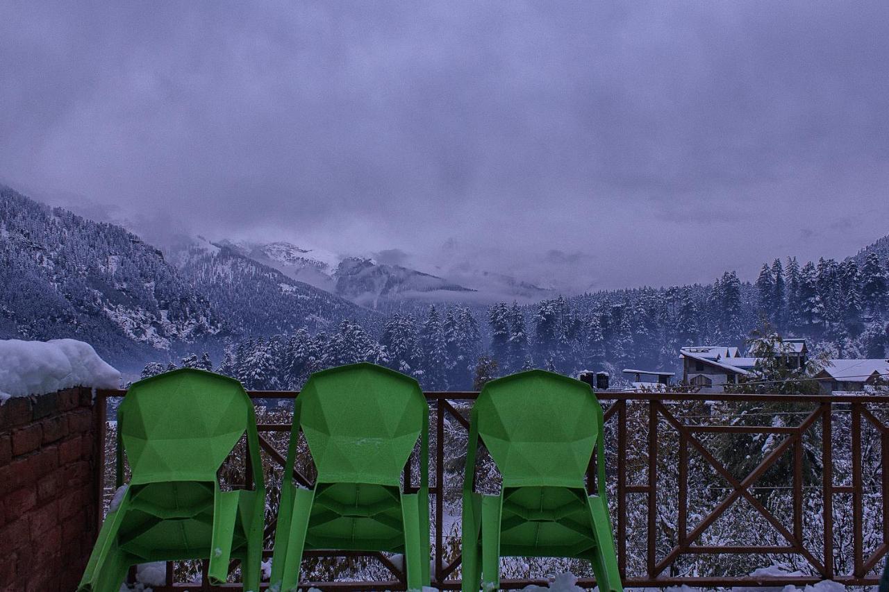 Yolo Backpackers - Manali Hostel Екстериор снимка