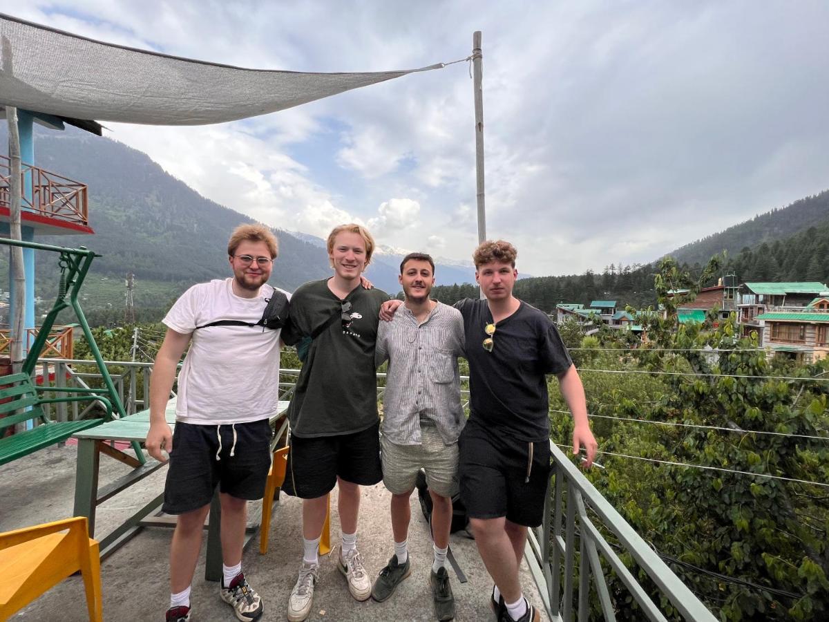 Yolo Backpackers - Manali Hostel Екстериор снимка