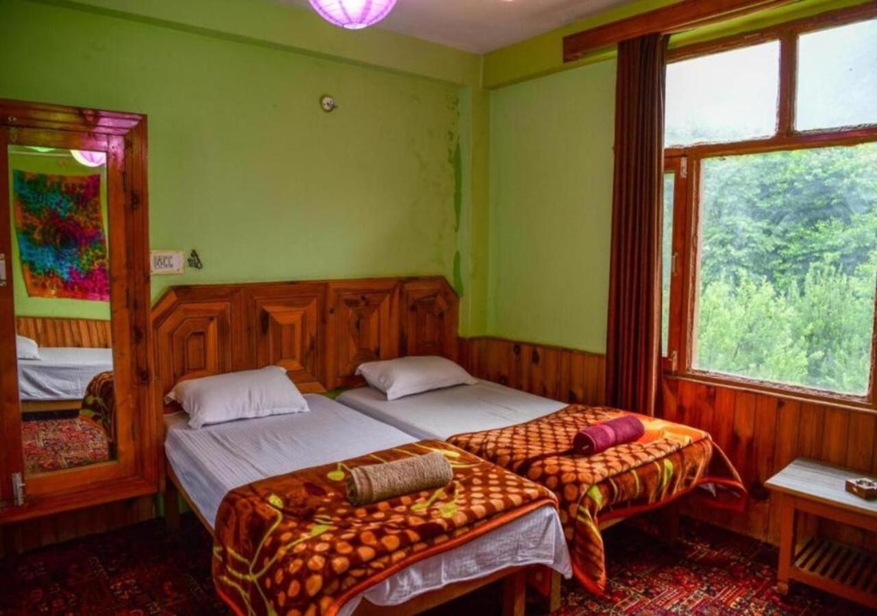 Yolo Backpackers - Manali Hostel Екстериор снимка
